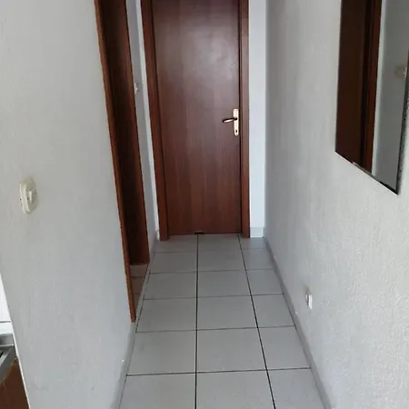 Apartment By The Sea Podgora, Makarska - 6705 *